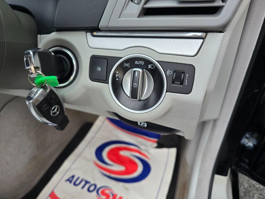 Used Mercedes-Benz E Class 2012 for sale - 77211625: Photo 27