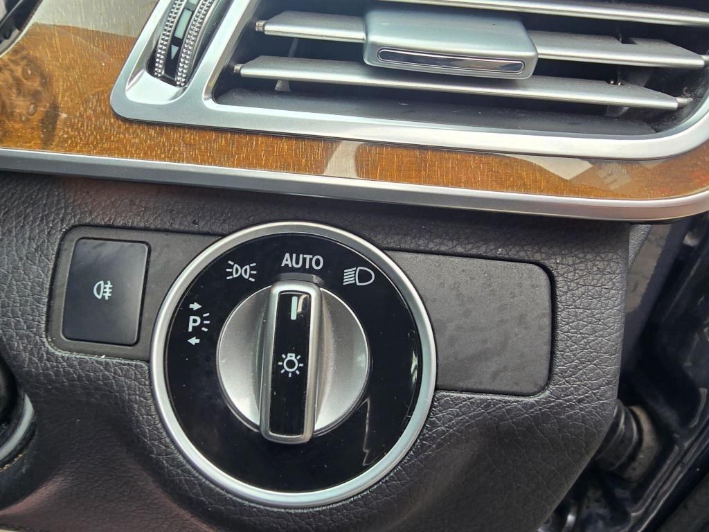 Used Mercedes-Benz E Class 2014 for sale - 77220619: Photo 11