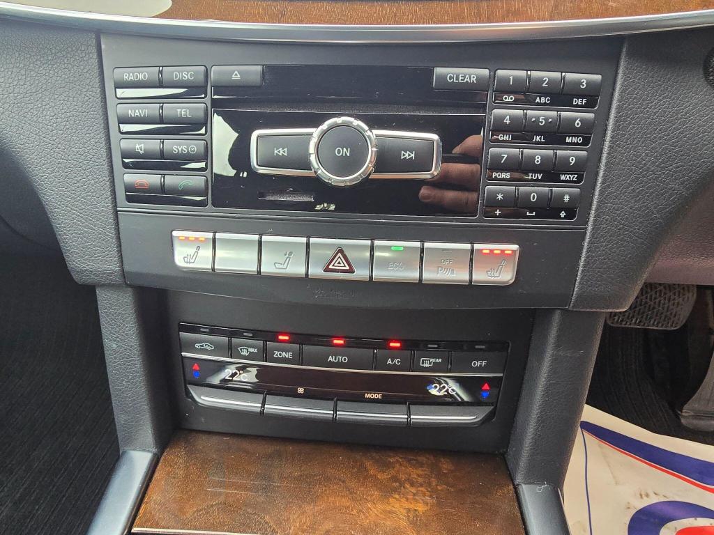 Used Mercedes-Benz E Class 2014 for sale - 77220619: Photo 17