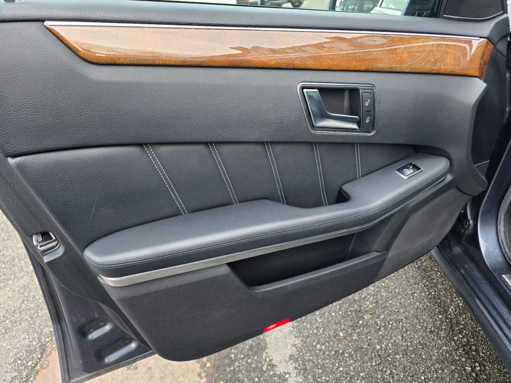 Used Mercedes-Benz E Class 2014 for sale - 77220619: Photo 25