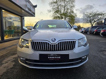 Used Skoda Superb 2015 for sale - 76412303: Photo
