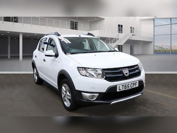 Used Dacia Sandero Stepway 2015 for sale - 75825476: Photo