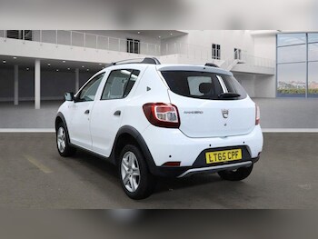 Used Dacia Sandero Stepway 2015 for sale - 75825476: Photo