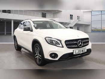 Mercedes-Benz - GLA