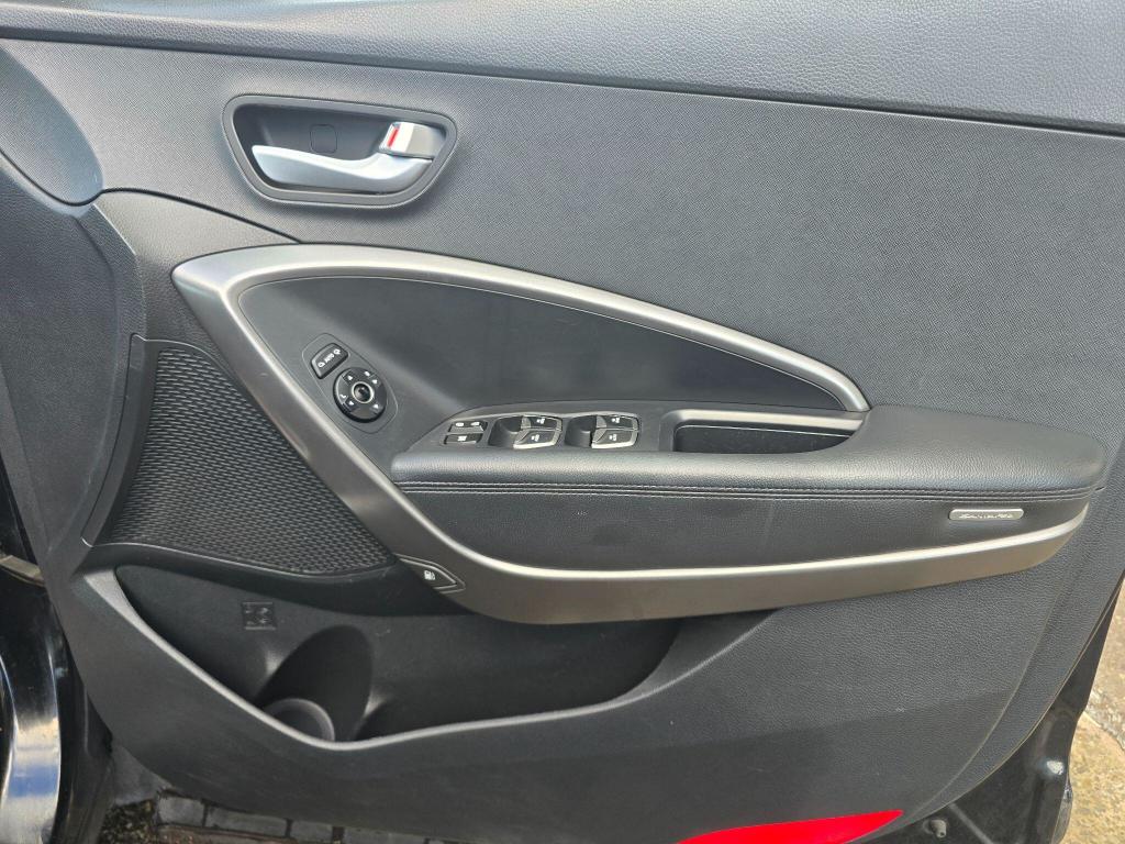 Used Hyundai Santa Fe 2015 for sale - 75825484: Photo 14