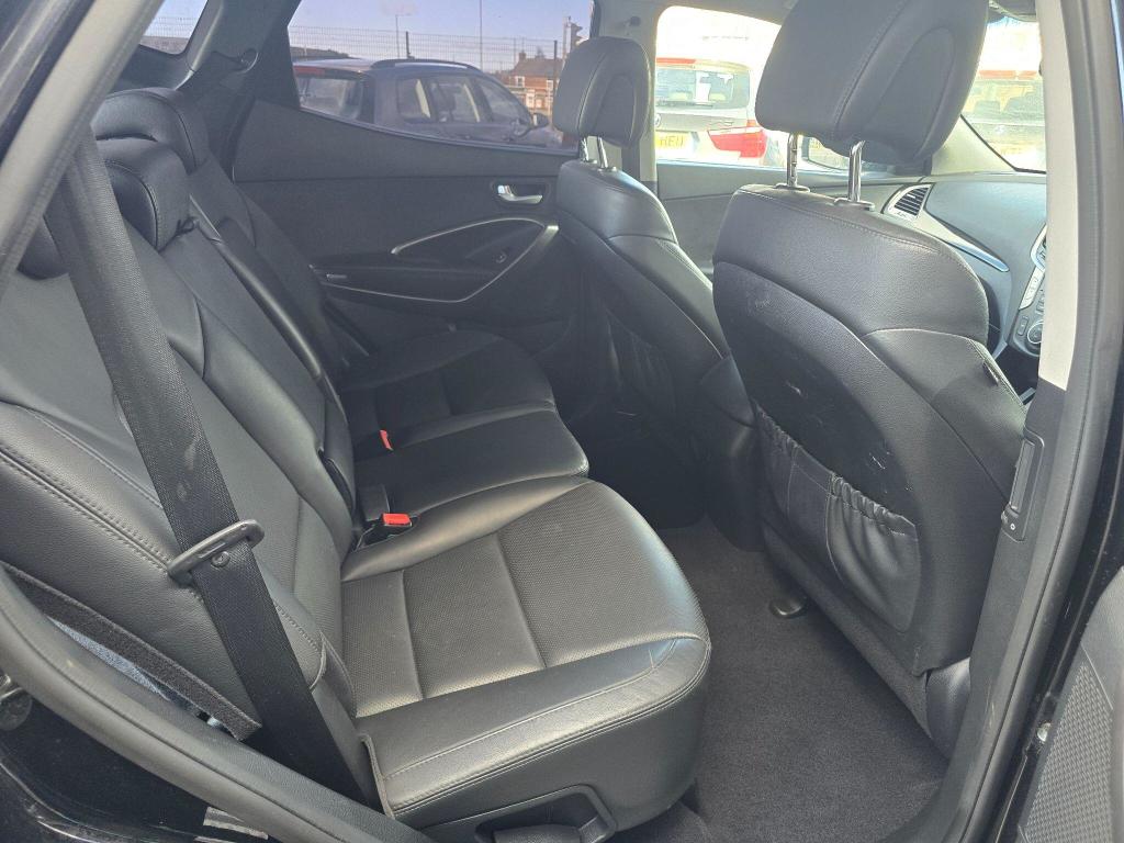 Used Hyundai Santa Fe 2015 for sale - 75825484: Photo 15