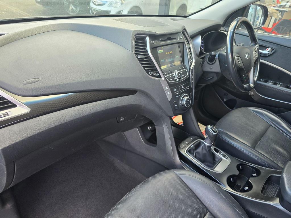 Used Hyundai Santa Fe 2015 for sale - 75825484: Photo 21