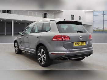 Used Volkswagen Touareg 2015 for sale - 75895787: Photo