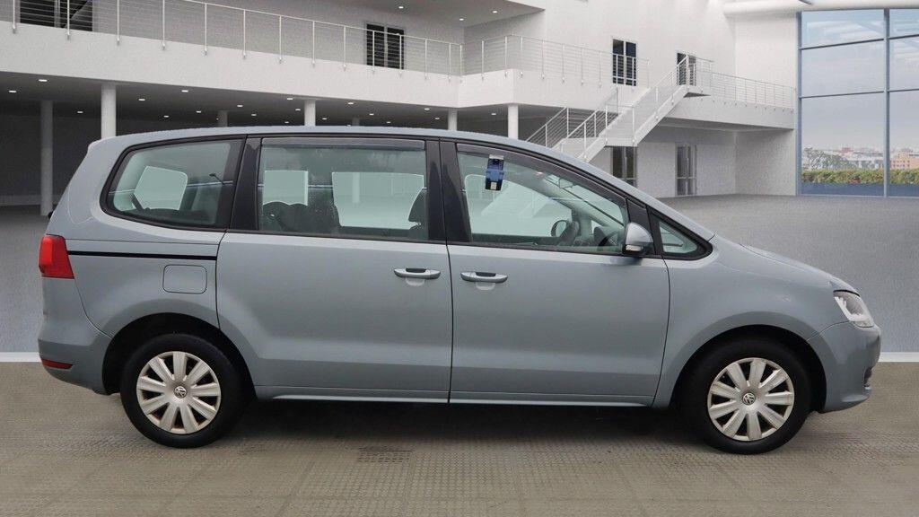 Used Volkswagen Sharan 2013 for sale - 76352320: Photo 5