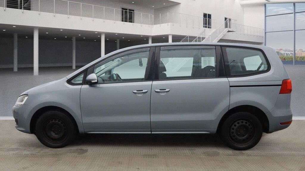 Used Volkswagen Sharan 2013 for sale - 76352320: Photo 6