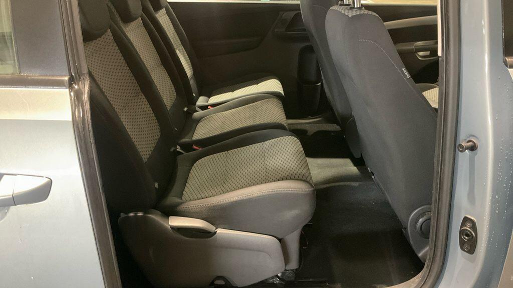 Used Volkswagen Sharan 2013 for sale - 76352320: Photo 8