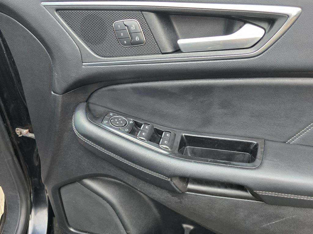 Used Ford Edge 2017 for sale - 76877725: Photo 24