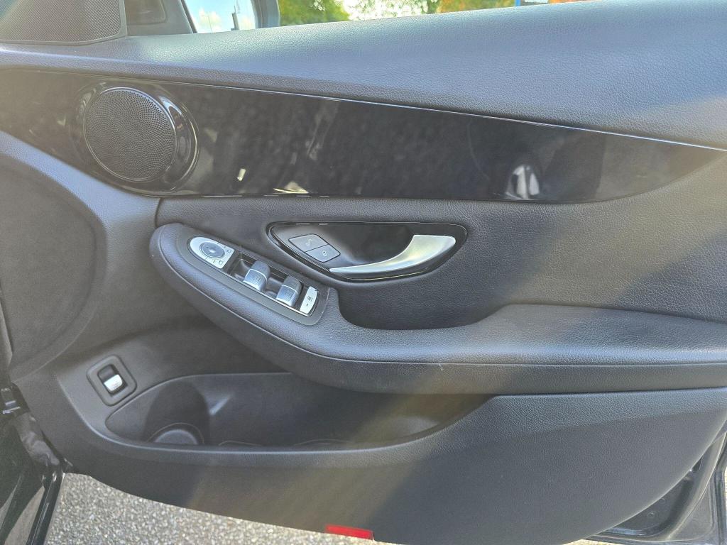Used Mercedes-Benz C Class 2015 for sale - 75952644: Photo 13