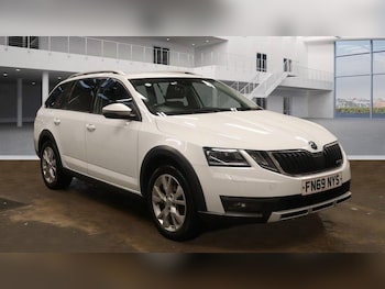 2019 - 2.0 TDI Scout DSG 4WD Euro 6 (s/s) 5dr