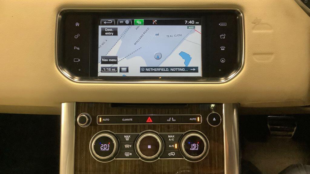 Used Land Rover Range Rover Sport 2015 for sale - 76877718: Photo 11