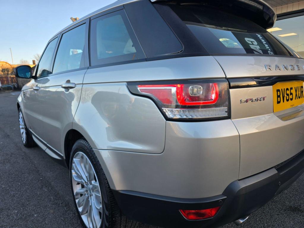 Used Land Rover Range Rover Sport 2015 for sale - 76877718: Photo 32