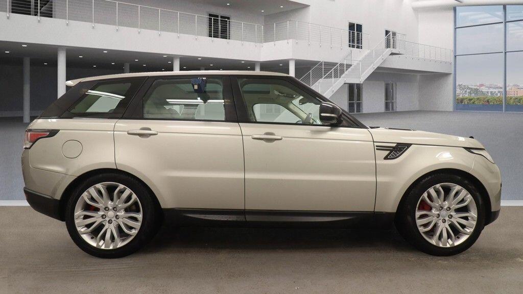 Used Land Rover Range Rover Sport 2015 for sale - 76877718: Photo 5
