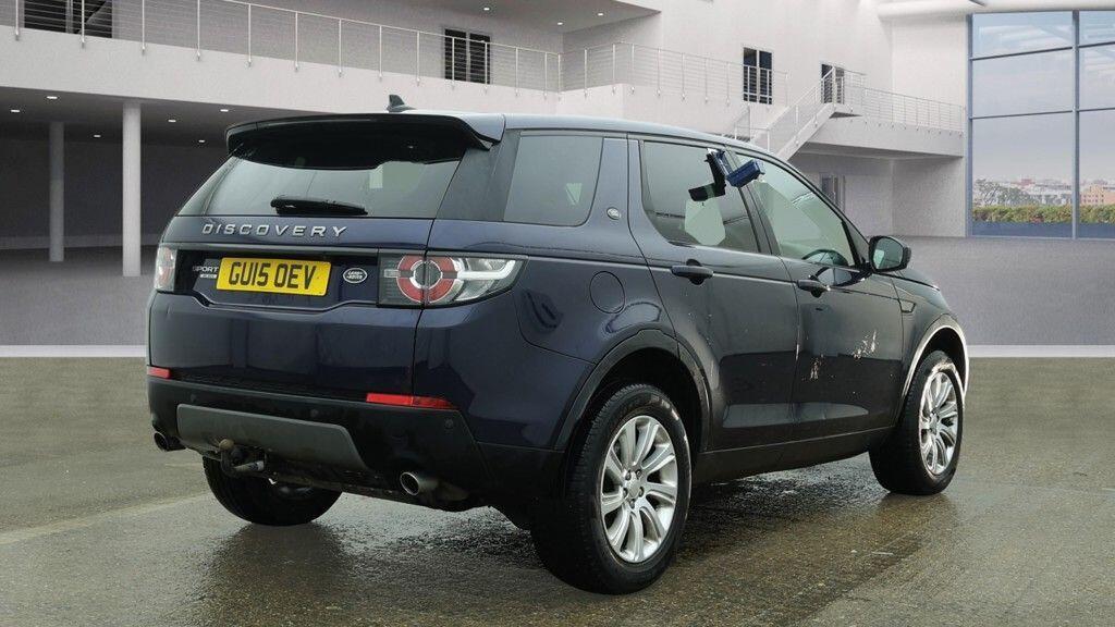 Used Land Rover Discovery Sport 2015 for sale - 77805344: Photo 4