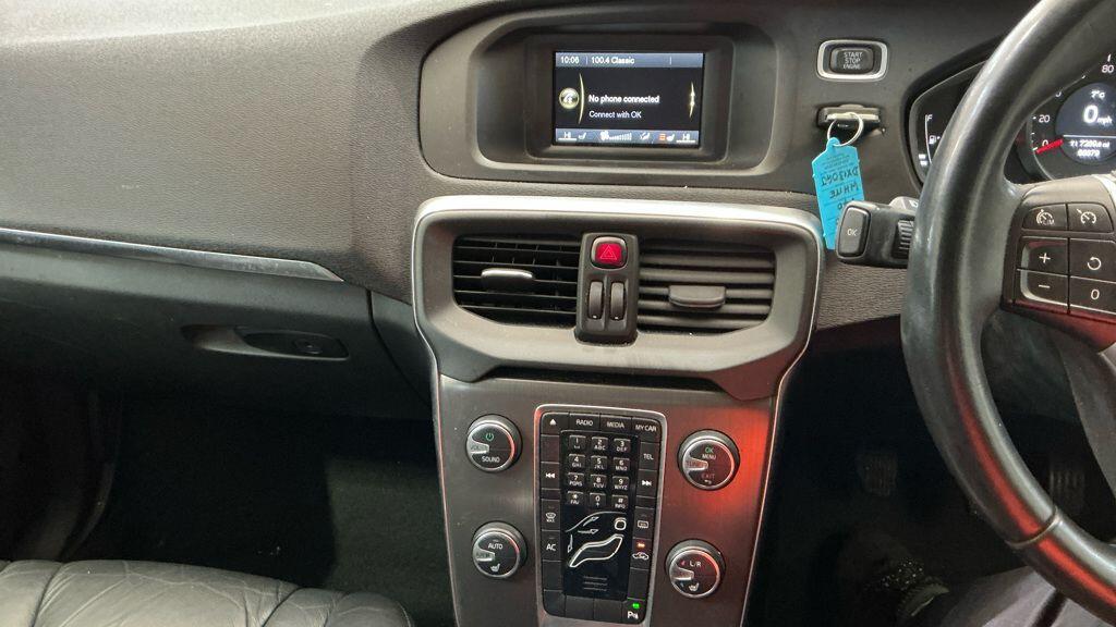 Used Volvo V40 2013 for sale - 77983940: Photo 10