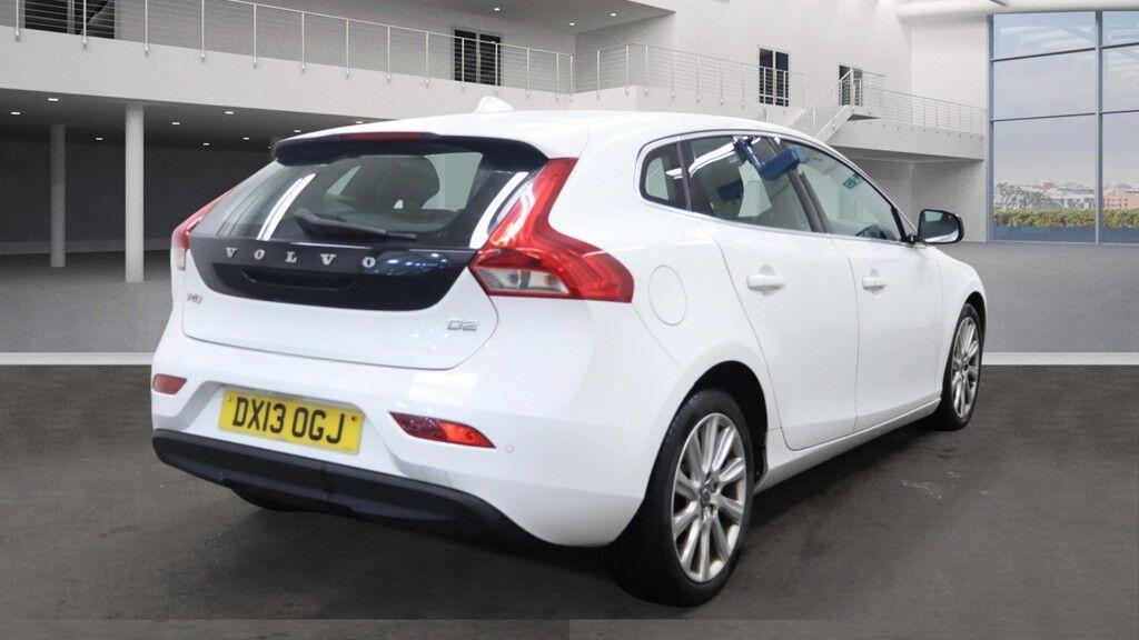 Used Volvo V40 2013 for sale - 77983940: Photo 4