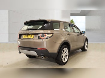 Used Land Rover Discovery Sport 2015 for sale - 78267059: Photo