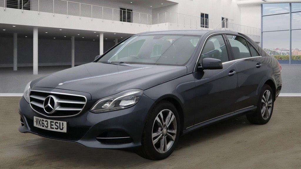 Used Mercedes-Benz E Class 2013 for sale - 77983938: Photo 2