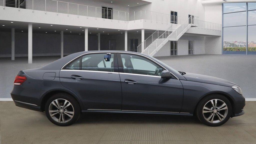 Used Mercedes-Benz E Class 2013 for sale - 77983938: Photo 5