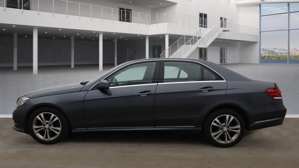 Used Mercedes-Benz E Class 2013 for sale - 77983938: Photo 6