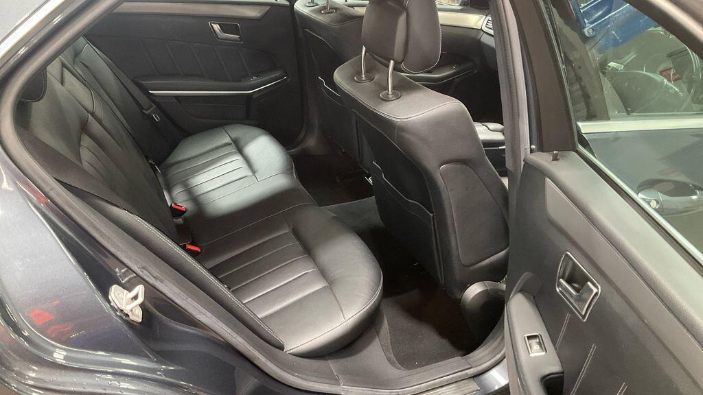 Used Mercedes-Benz E Class 2013 for sale - 77983938: Photo 8