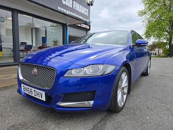 Used Jaguar XF 2018 for sale - 78974476: Photo
