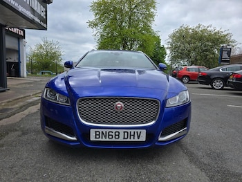 Used Jaguar XF 2018 for sale - 78974476: Photo