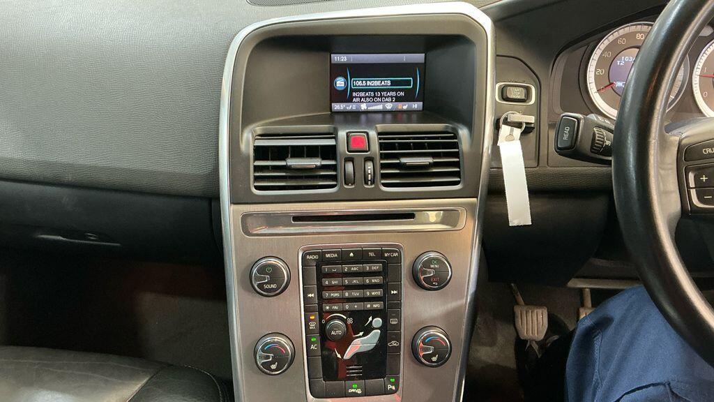 Used Volvo XC60 2012 for sale - 77094047: Photo 10