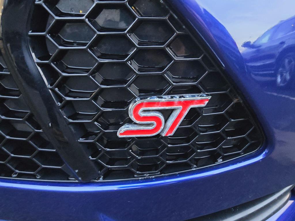 Used Ford Focus 2013 for sale - 76517874: Photo 14