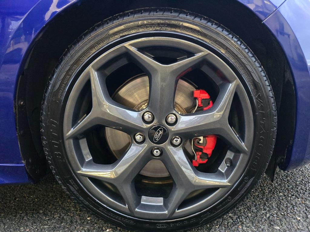 Used Ford Focus 2013 for sale - 76517874: Photo 17