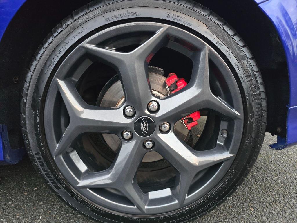 Used Ford Focus 2013 for sale - 76517874: Photo 18