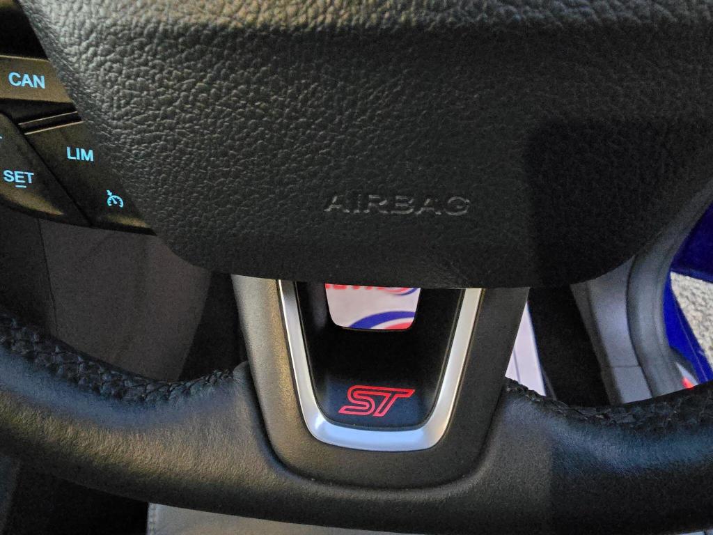 Used Ford Focus 2013 for sale - 76517874: Photo 26