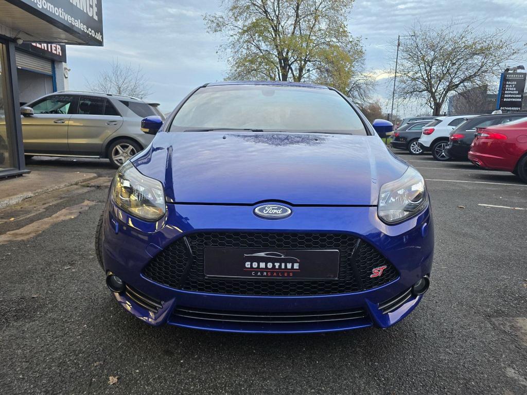 Used Ford Focus 2013 for sale - 76517874: Photo 4
