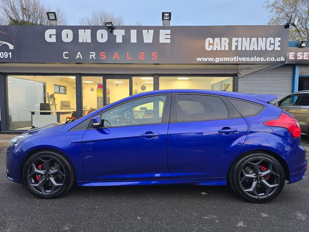 Used Ford Focus 2013 for sale - 76517874: Photo 9