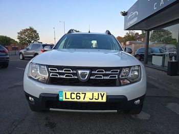Used Dacia Duster 2017 for sale - 79327869: Photo