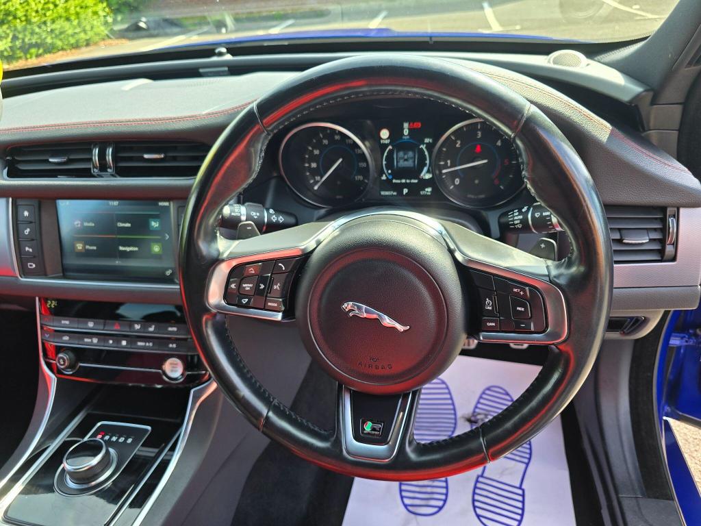 Used Jaguar XF 2017 for sale - 77662332: Photo 12