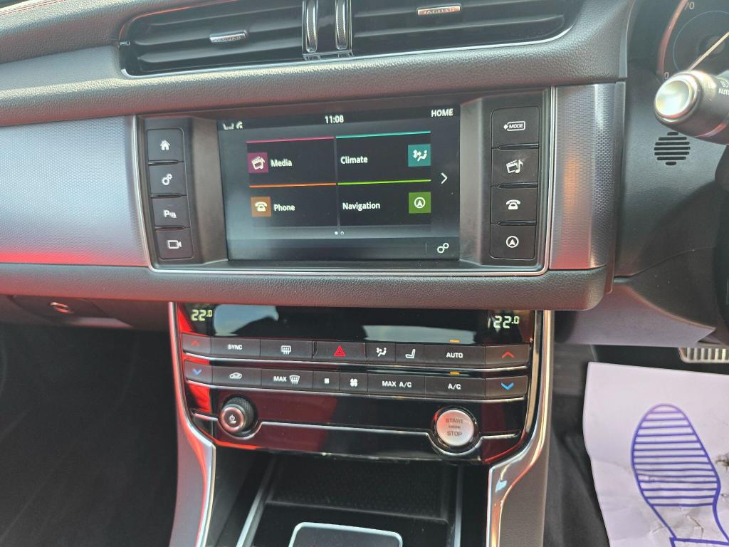 Used Jaguar XF 2017 for sale - 77662332: Photo 15