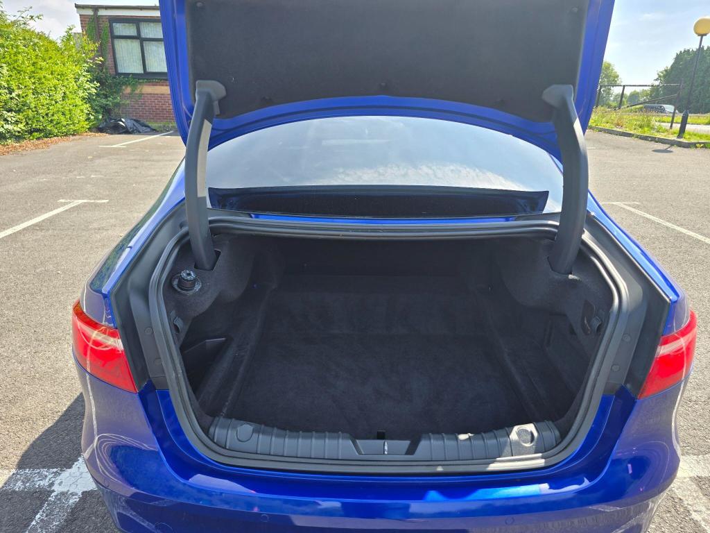 Used Jaguar XF 2017 for sale - 77662332: Photo 9