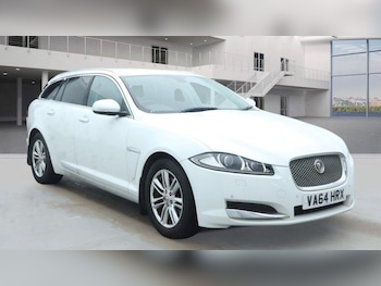 Used Jaguar XF 2015 for sale - 77336403: Photo