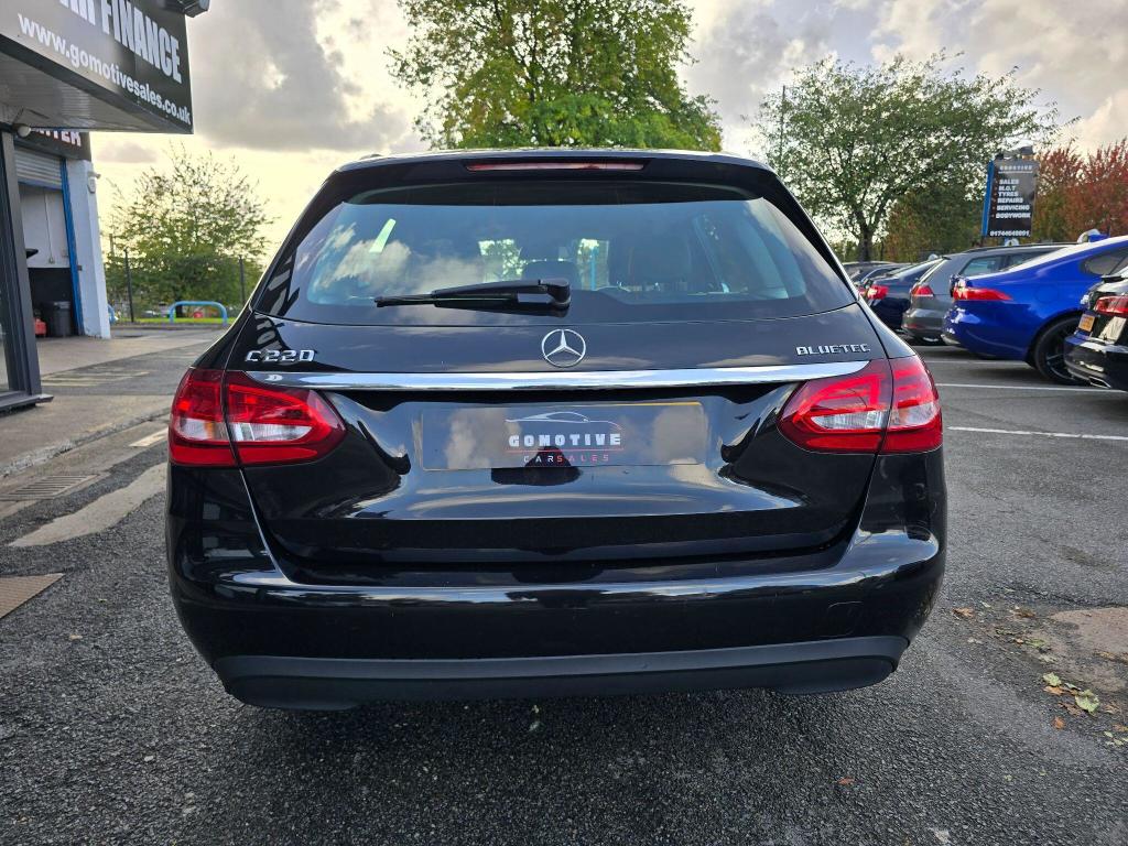 Used Mercedes-Benz C Class 2015 for sale - 77163968: Photo 3