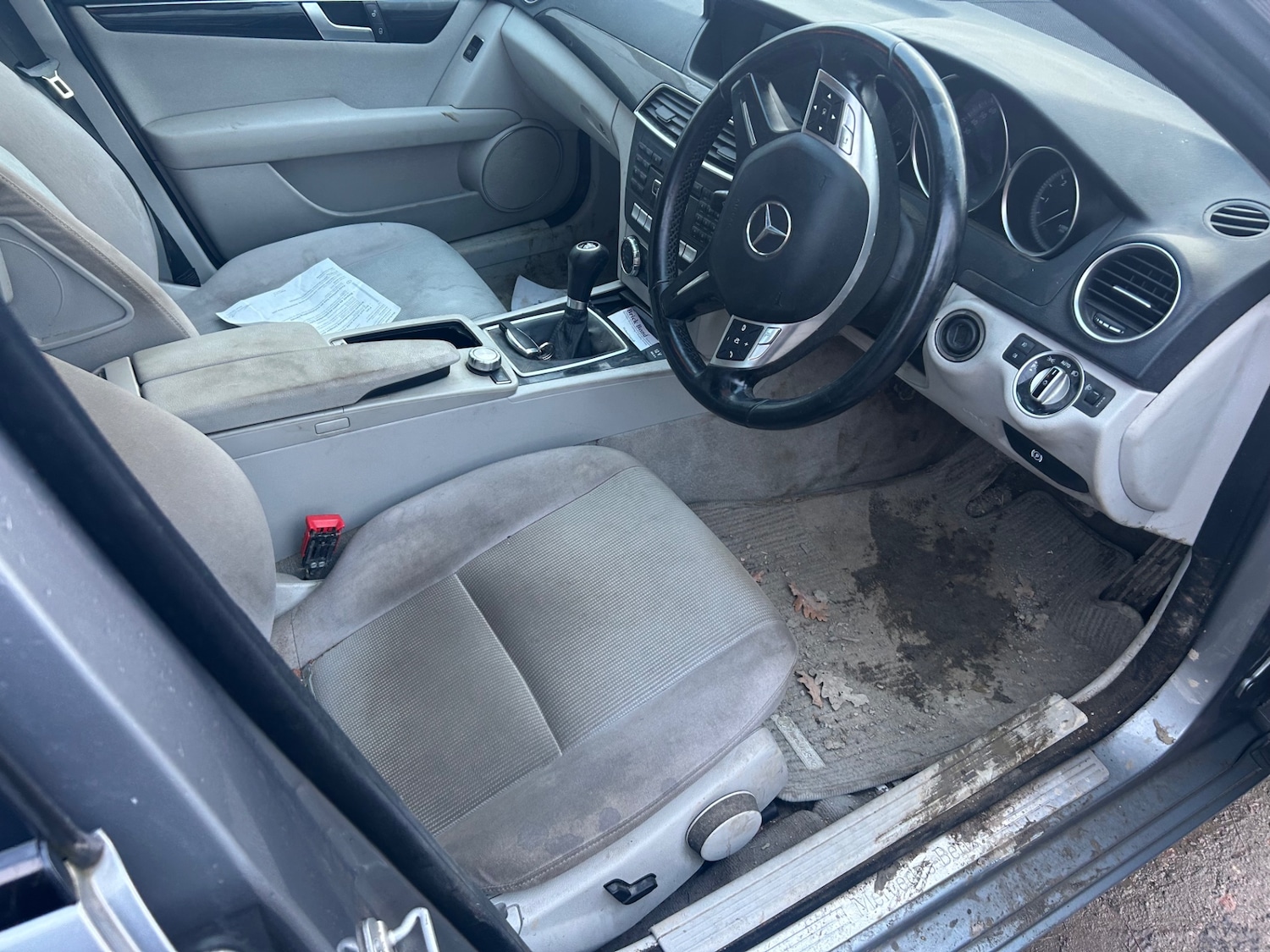 Used Mercedes-Benz C Class 2012 for sale - 76969838: Photo 9