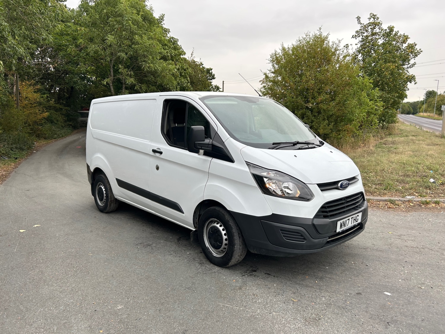 Used Ford Transit Custom 2017 for sale - 76725272: Photo 3