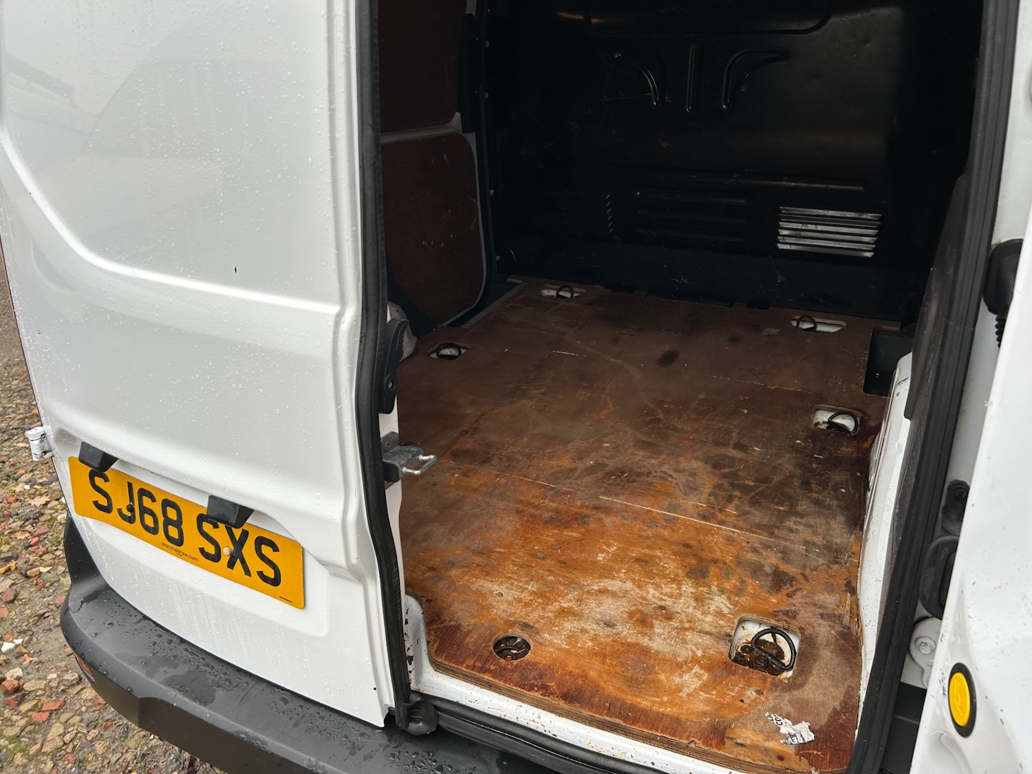 Used Ford Transit Connect 2018 for sale - 76723368: Photo 10