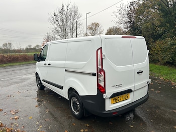 Used Ford Transit Custom 2017 for sale - 76534319: Photo