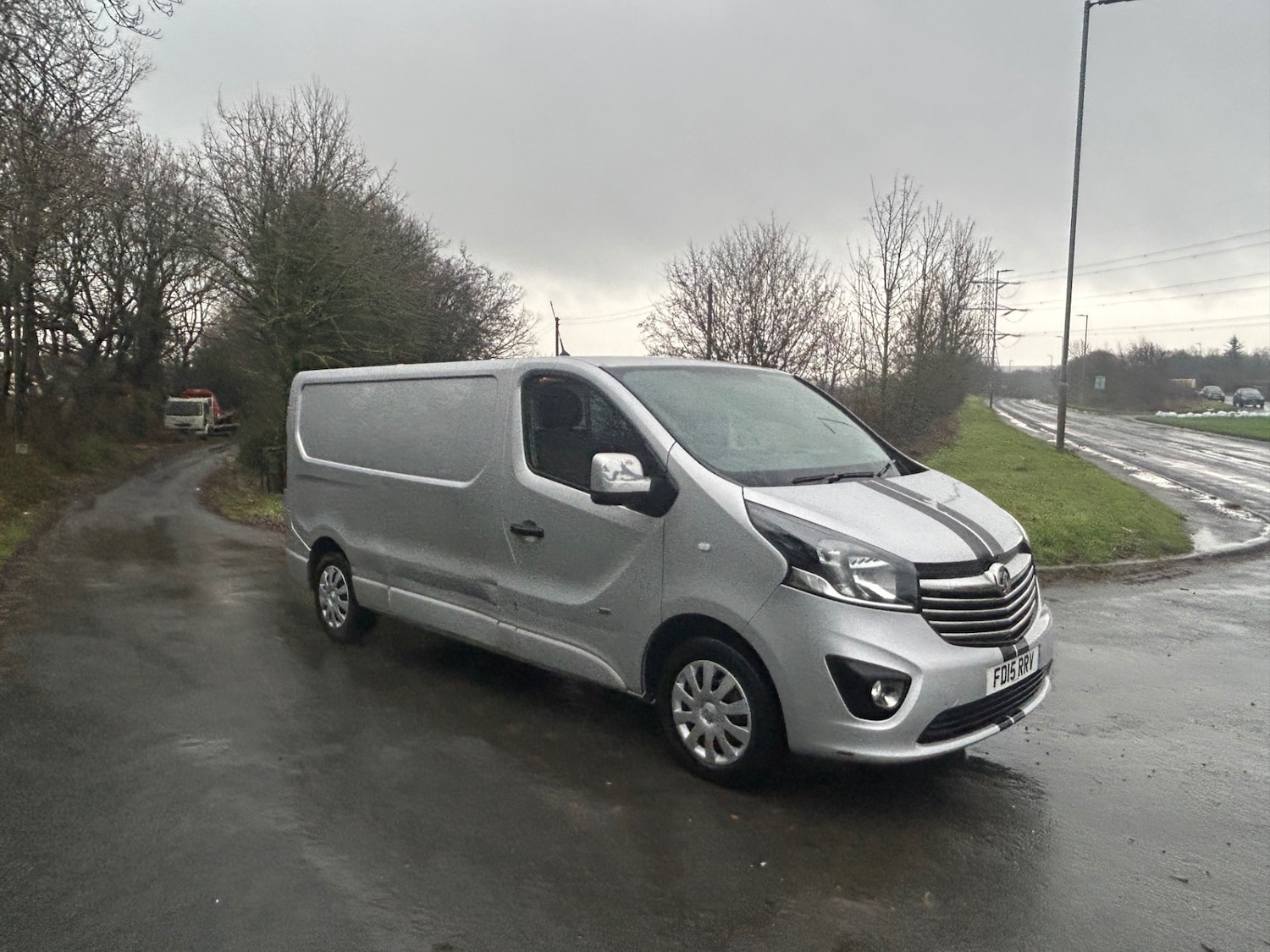 Used Vauxhall Vivaro 2015 for sale - 76949435: Photo 2