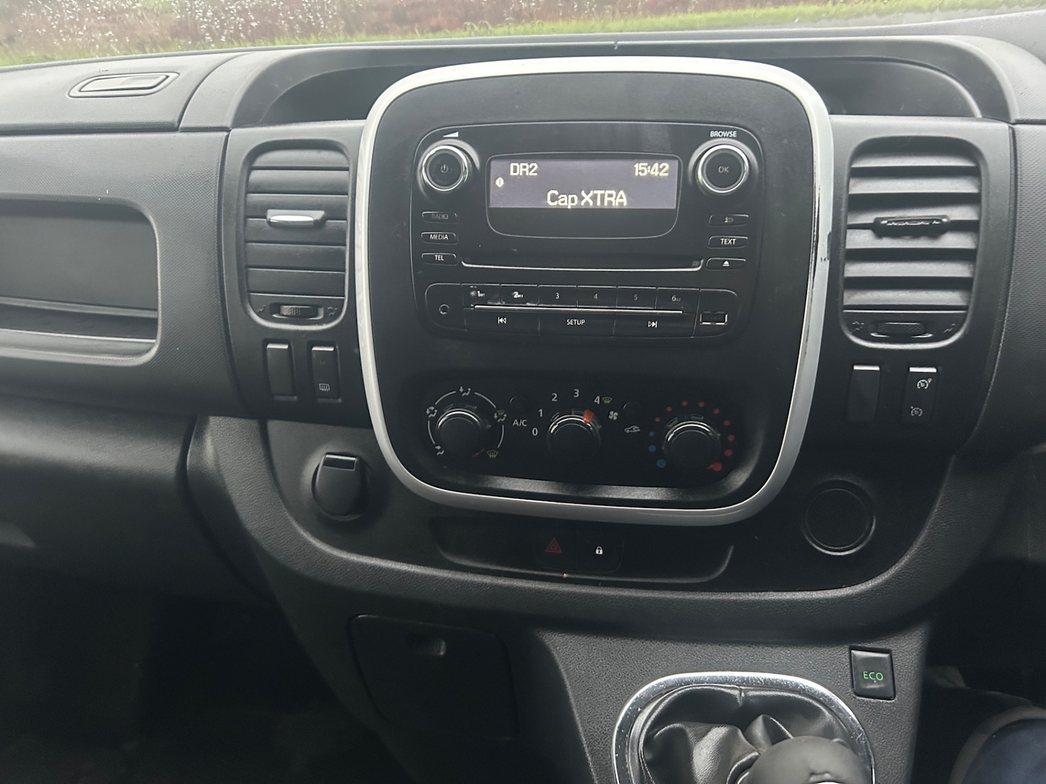 Used Vauxhall Vivaro 2015 for sale - 76949435: Photo 8